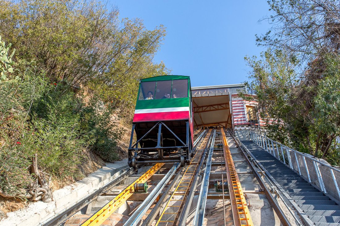 Valparaiso Funicular